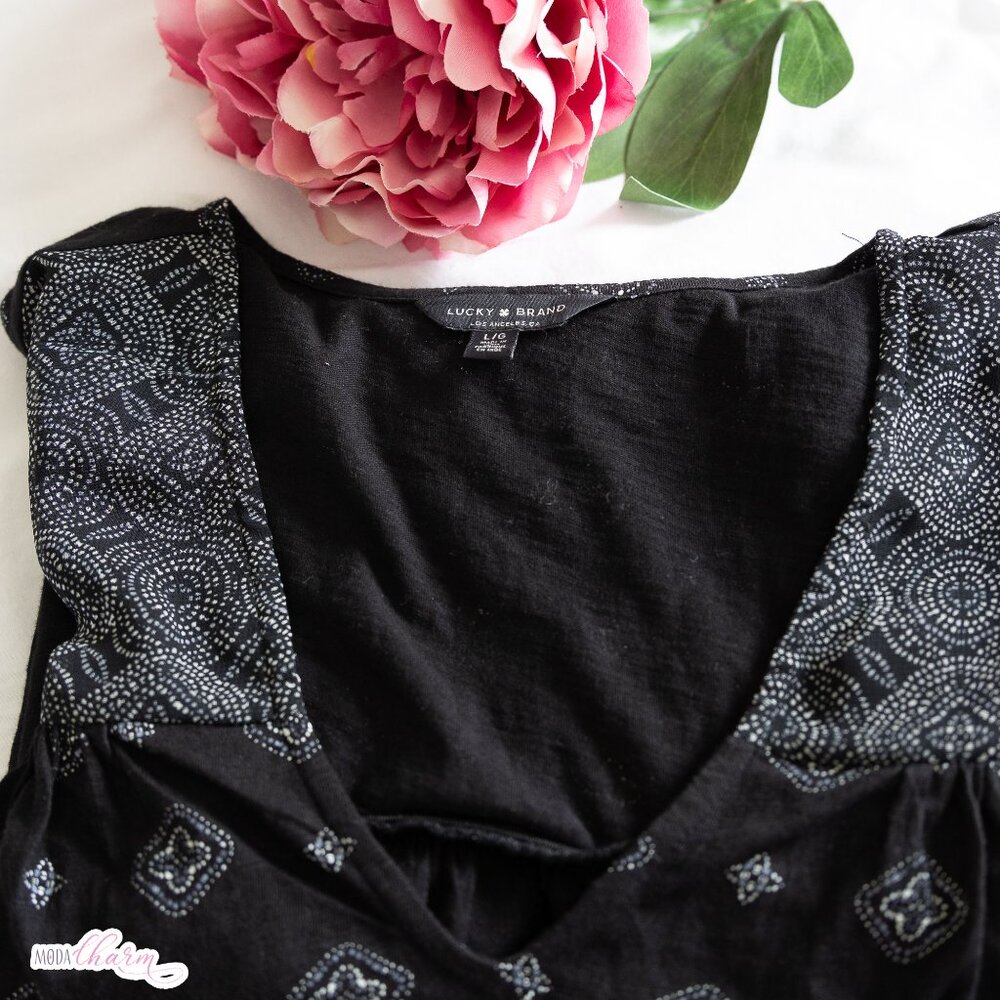 Flutter Ruffle Sleeve, Black - Picture 6 of 6